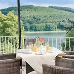 Welcome Hennesee Hotel