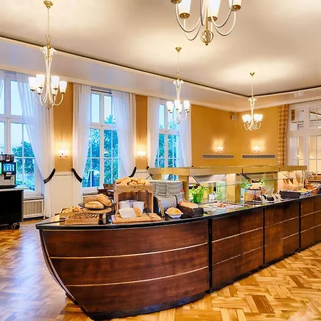 Welcome Hennesee Hotel