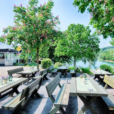 Отель Welcome Hennesee