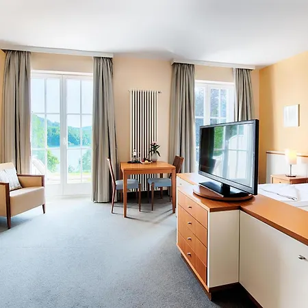 Welcome Hennesee Hotel 4*