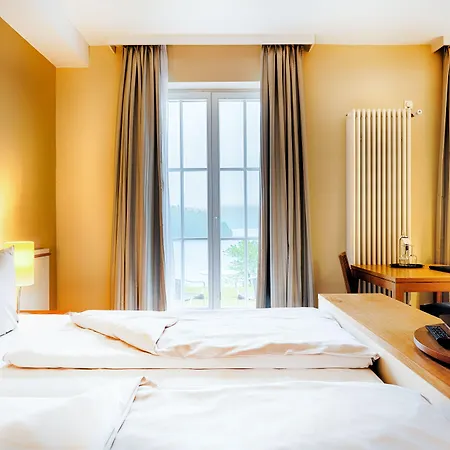 Welcome Hennesee Hotel