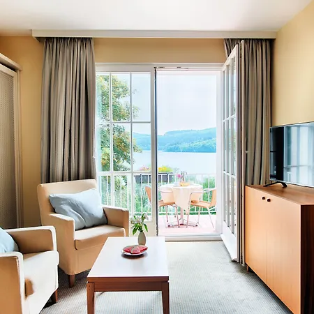 Welcome Hennesee Hotel