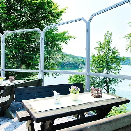Hotel Welcome Hennesee