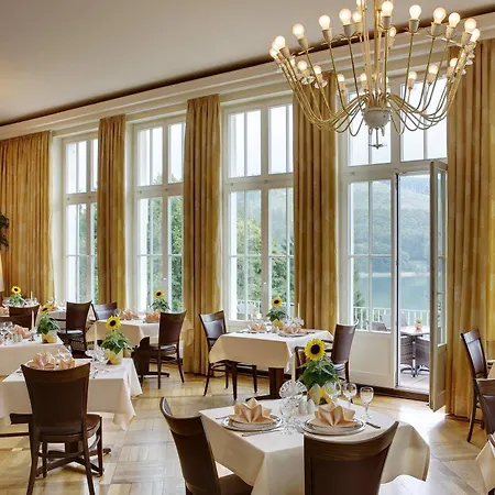 Welcome Hennesee Hotel