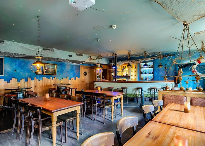 Отель Welcome Hennesee