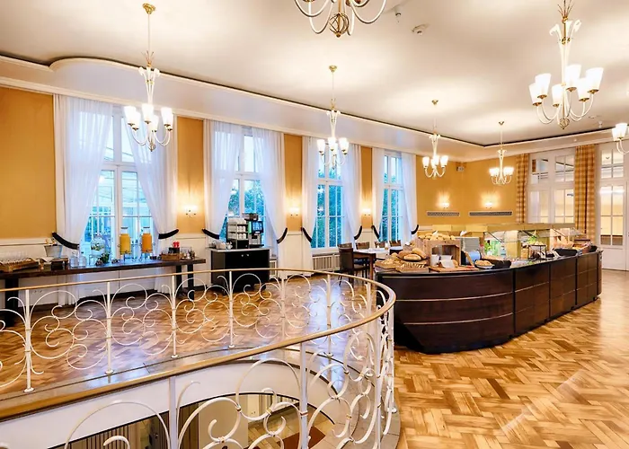 Welcome Hennesee Hotel