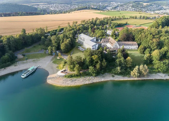 Welcome Hennesee Отель Мешеде