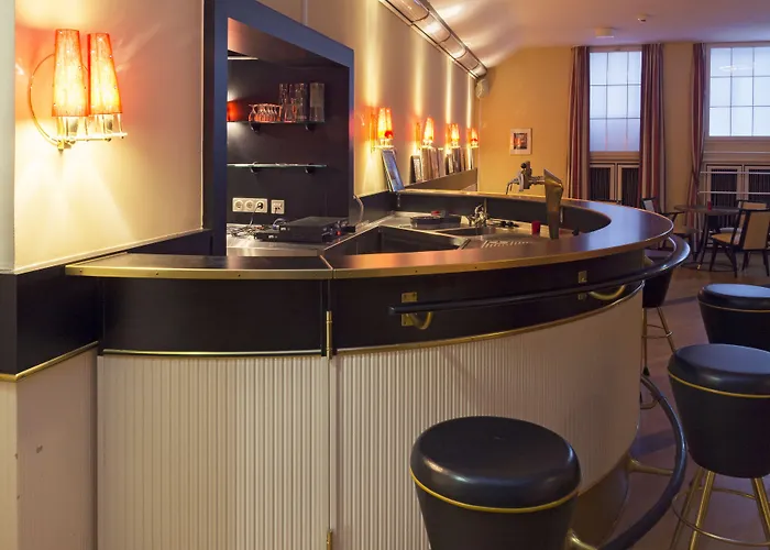 Welcome Hennesee Мешеде